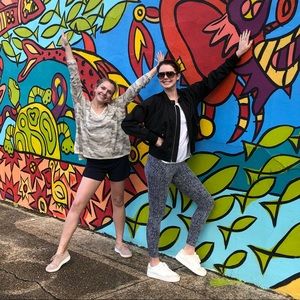 Meet your Posher, Lucy